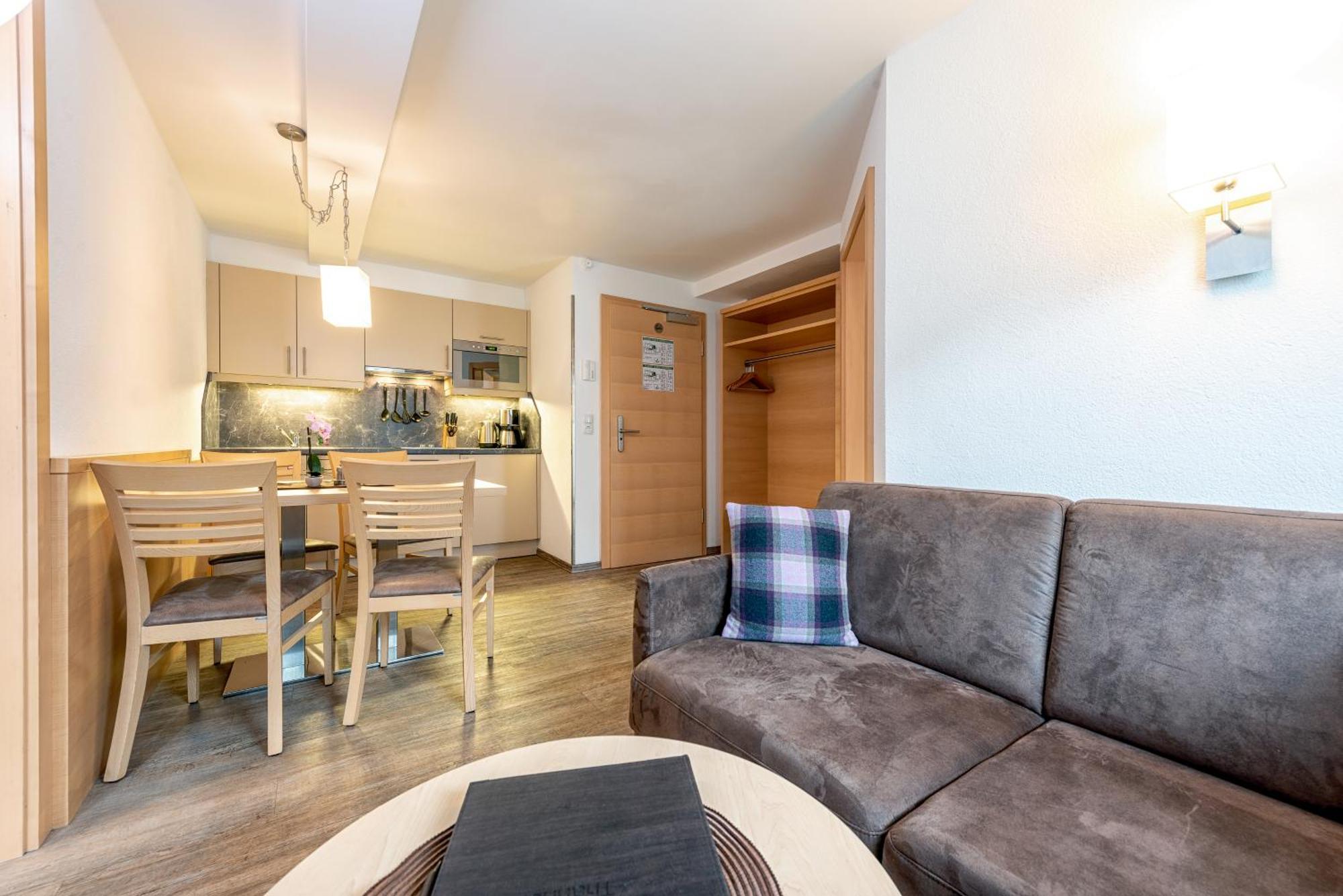 Alpenresort Thanner マイヤーホーフェン 部屋 写真